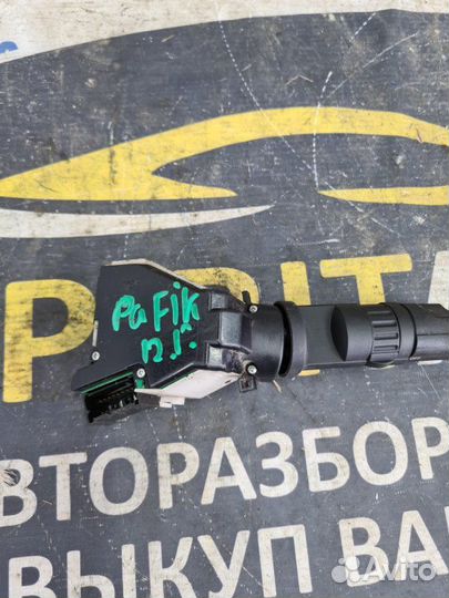 Подрулевой переключатель дворников Nissan