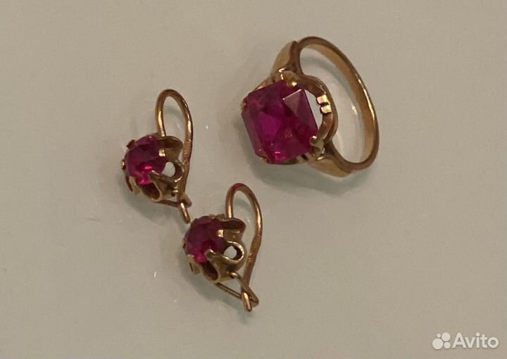 Золотые Серьги и кольцо с рубином СССР