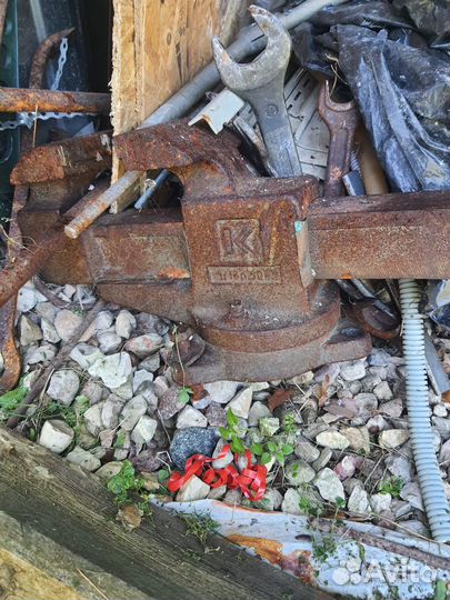 Продаю тиски СССР