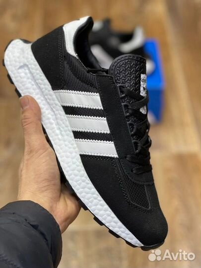 Кроссовки Adidas новая коллекция