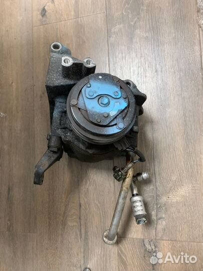 Компрессор кондиционера Subaru Legacy EJ20