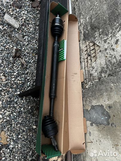 Вал правый в сборе на калину