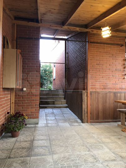 Коттедж 162,5 м² на участке 8 сот.