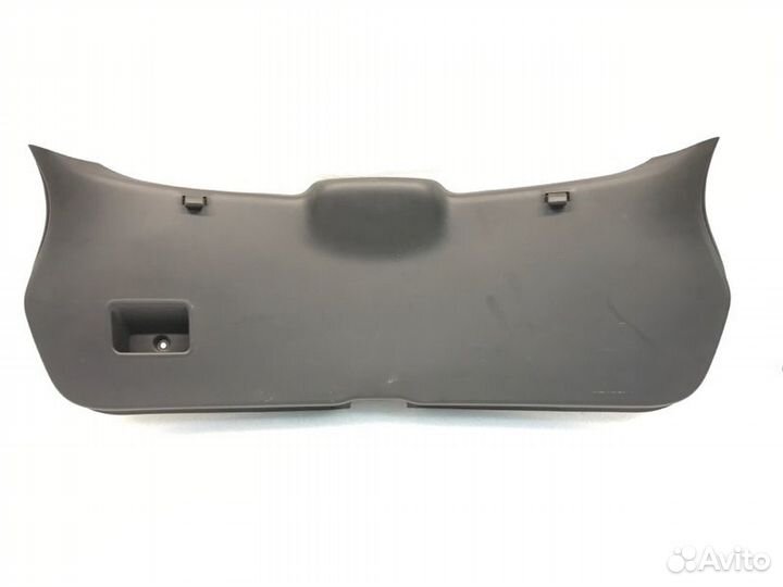 Обшивка двери багажника Nissan Qashqai 1.6 2009