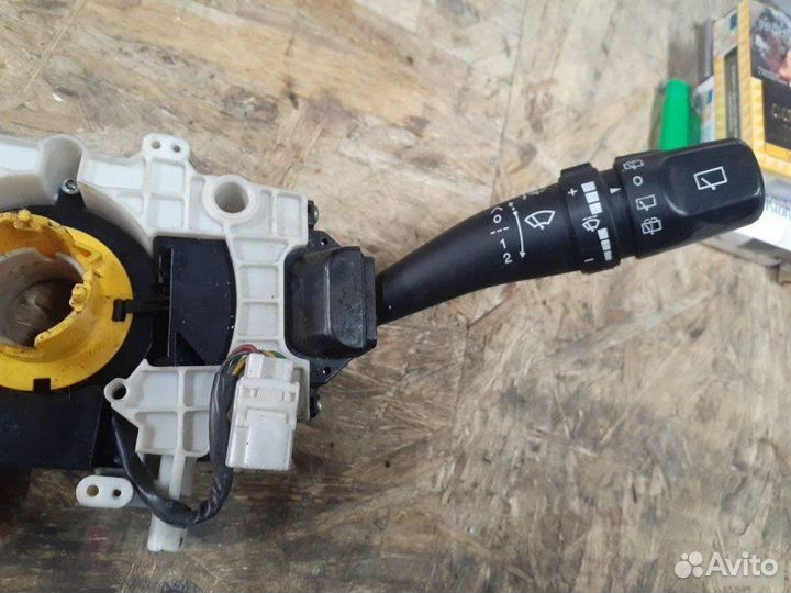 Переключатель поворотов и дворников Hyundai Tucson