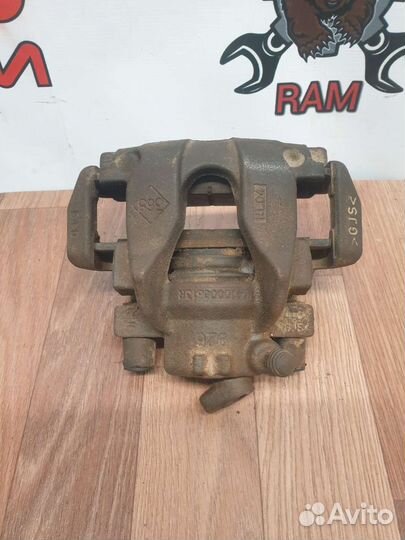 Суппорт тормозной передний правый Renault Sandero