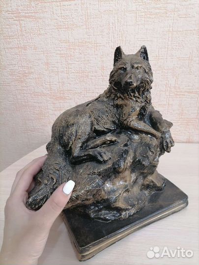 Статуэтка-копилка Волк тамбовский