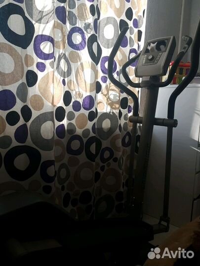 Эллиптический тренажер Tunturi c40