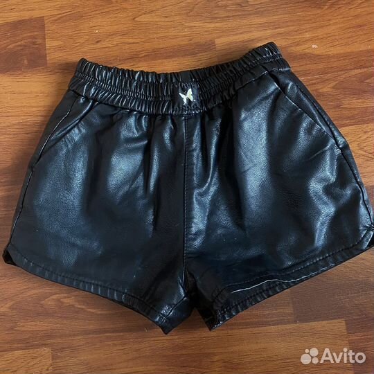 Кожаные шорты