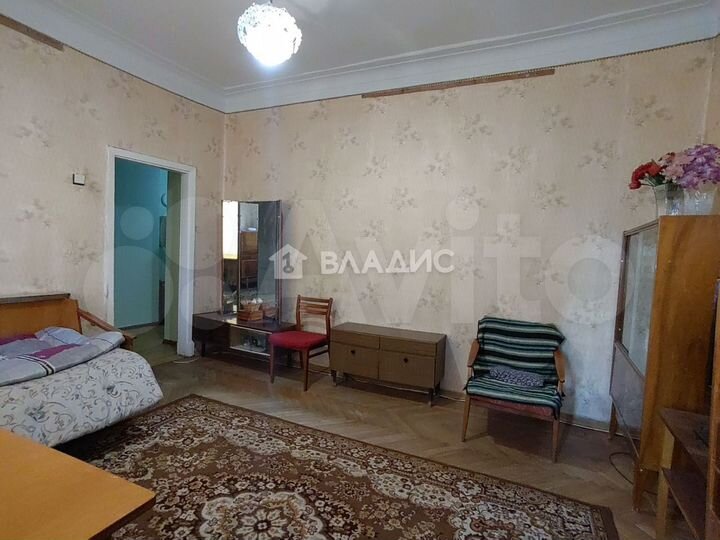 3-к. квартира, 68 м², 2/4 эт.