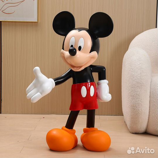 Фигурка Микки Мауса