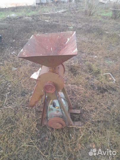 Зернодробилка бу