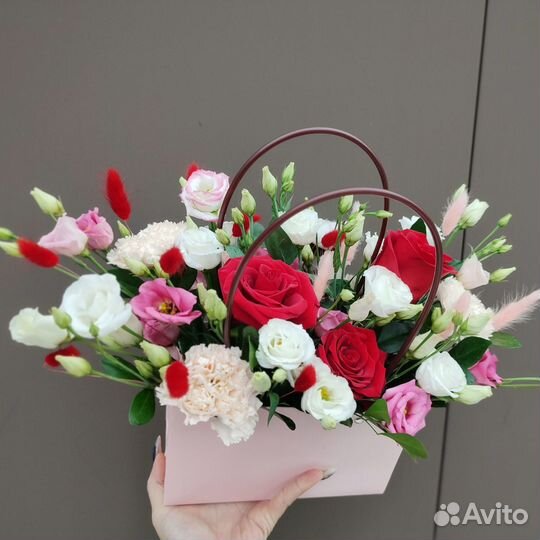 Цветы в коробке 081