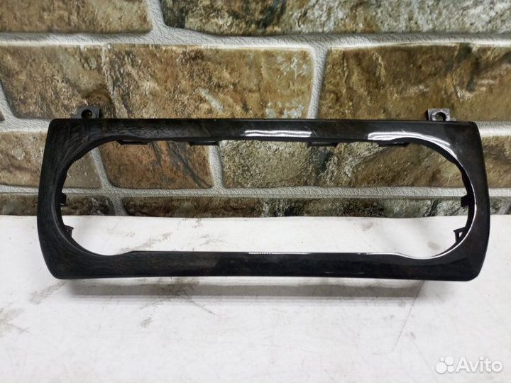 Накладка в салоне Mercedes-Benz Cls C218 2012