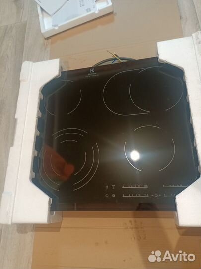 Варочная панель Electrolux EHF96547FK