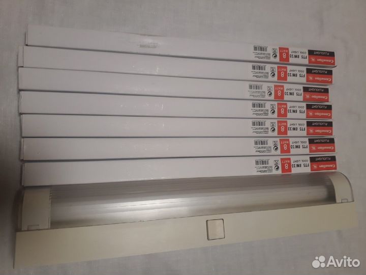 Лампы люминесцентные(7шт.) FT5 8W/33 + светил