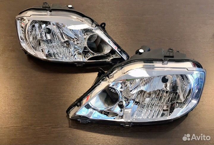 Фара (1шт) Renault Logan