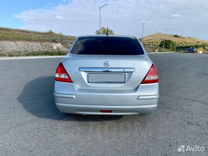 Nissan Tiida 1.6 AT, 2012, 111 000 км