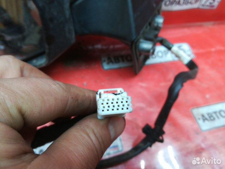 Зеркало левое Nissan Note E12 HR12DDR