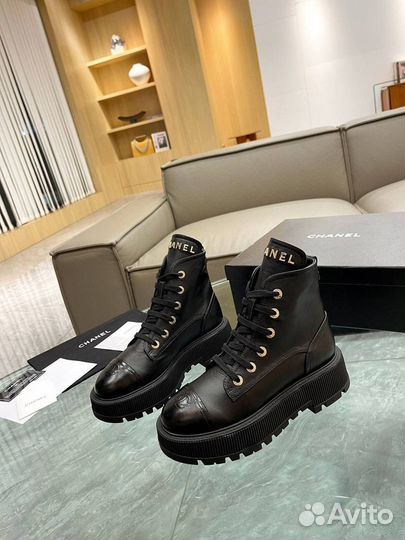 Ботинки Chanel