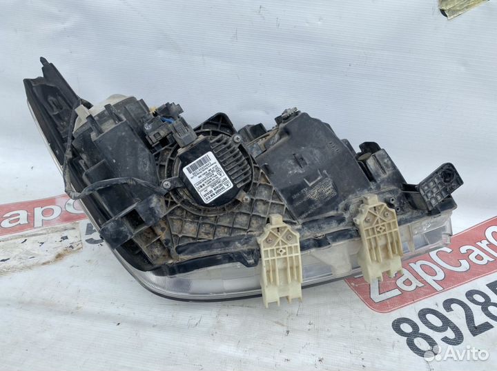 Nissan Patrol y62 Фара левая