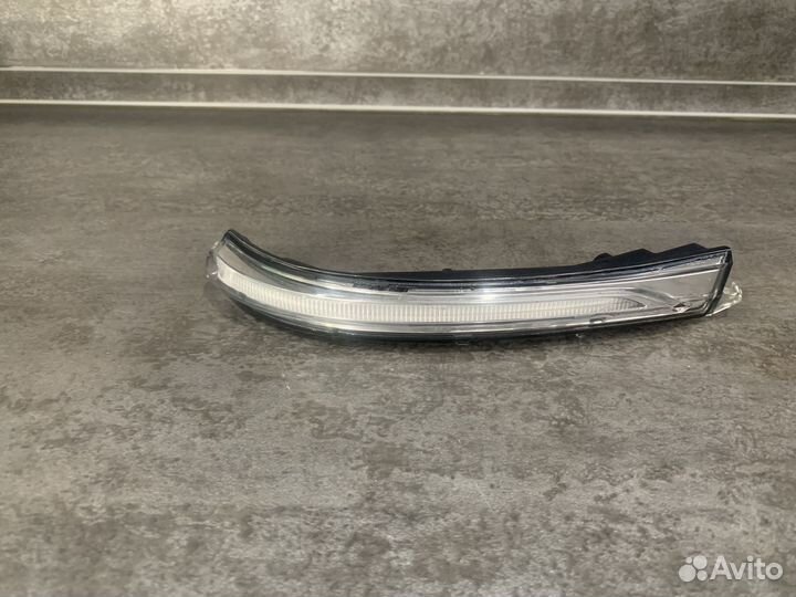 Правый поворотник в зеркало kia optima 4