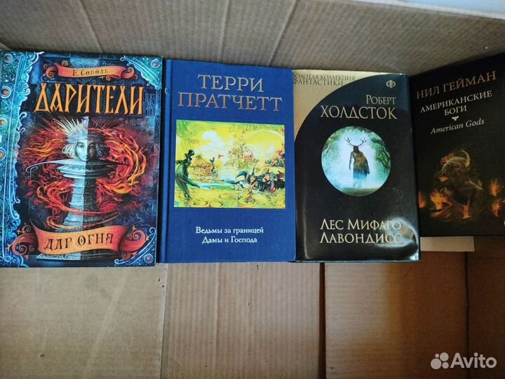Книги + манга