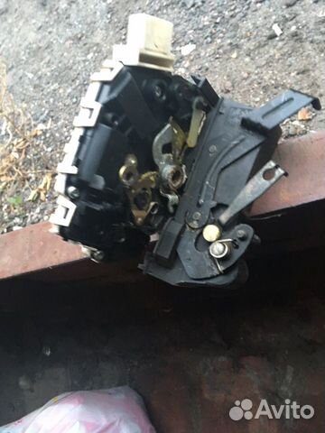 Замок двери Range Rover