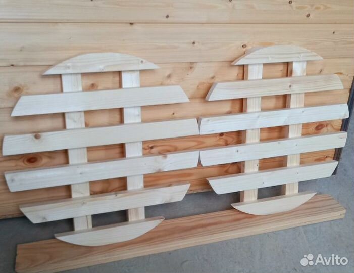 Деревянная подставка