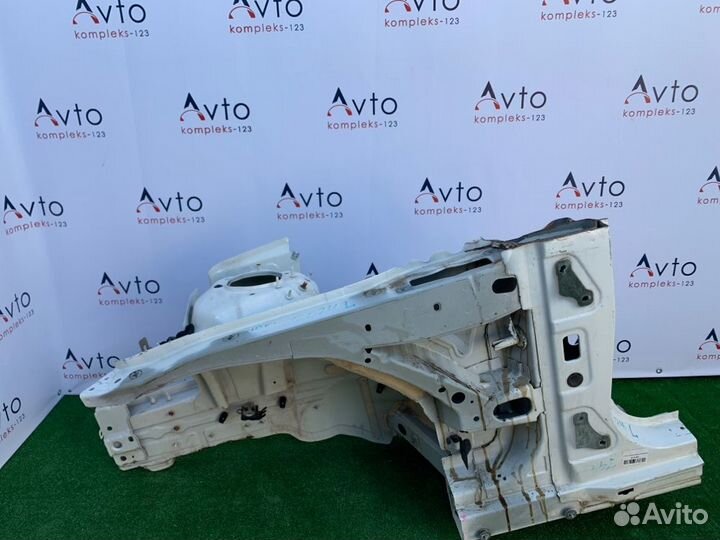 Лонжерон левый Mercedes-Benz E-350 W212 272.980