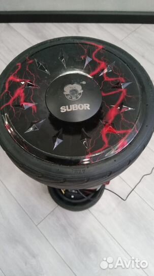 Продаю гироскутер Subor