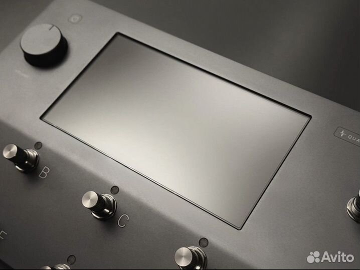 Стекло на экран Quad Cortex