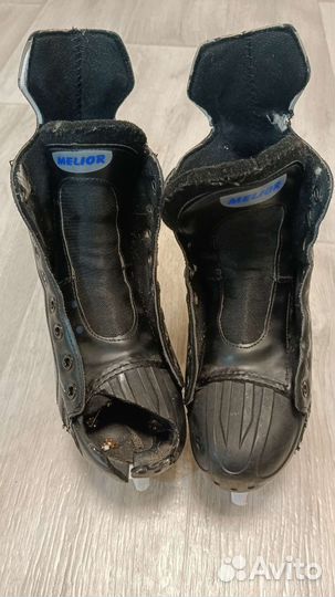 Коньки хоккейные