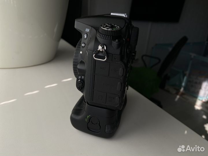 Фотоаппарат Nikon d7100