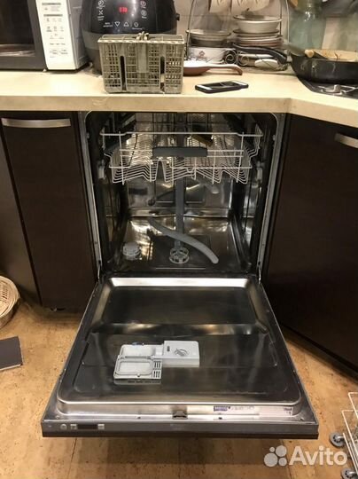 Ремонт стиральных машин Ремонт холодильников