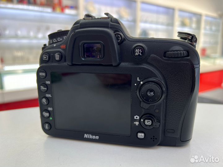 Фотоаппарат, Nikon D7200 Body