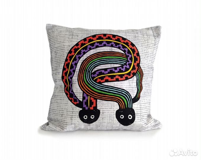 Чехол на диванную подушку дизайнерский