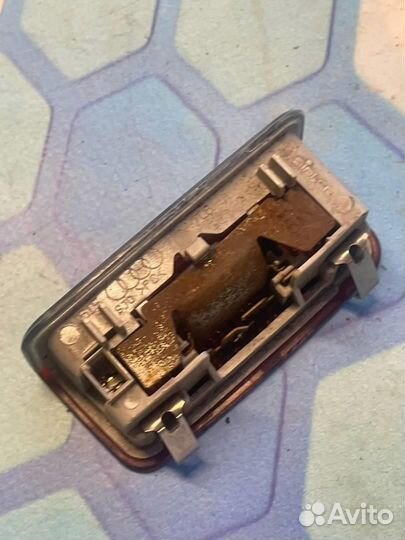 Плафон освещения багажника 7L6947113