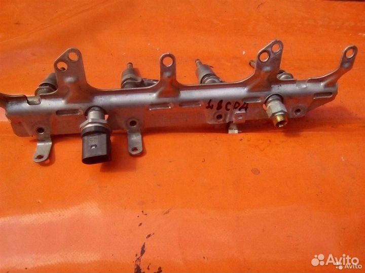 Топливная рейка (рампа) Skoda Yeti 1.8 4WD(2009-2