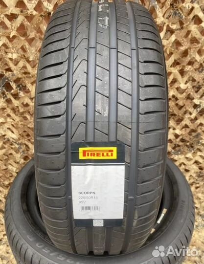 Pirelli Scorpion 235/60 R18 107