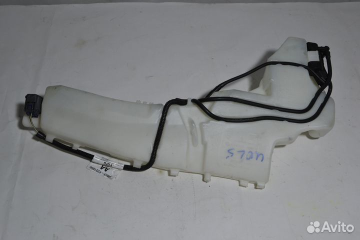 Бачок омывателя в сборе Ford Focus 2