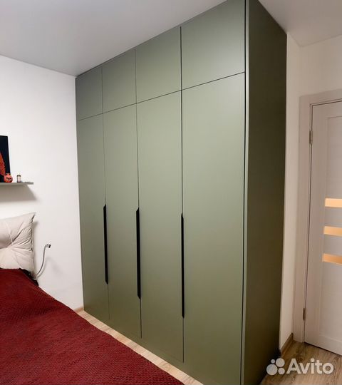 Распашной шкаф на заказ. Фабрика