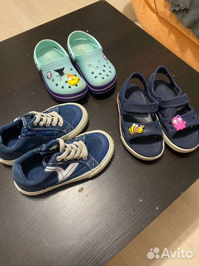 Сандали crocs c8