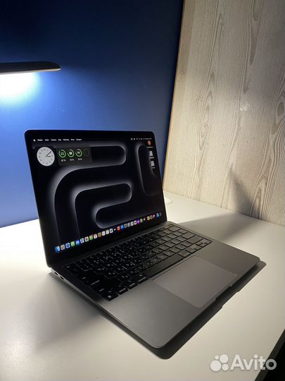 Macbook air 13 2020 m1