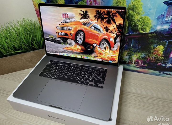 Macbook pro 16 2020 i7 16gb