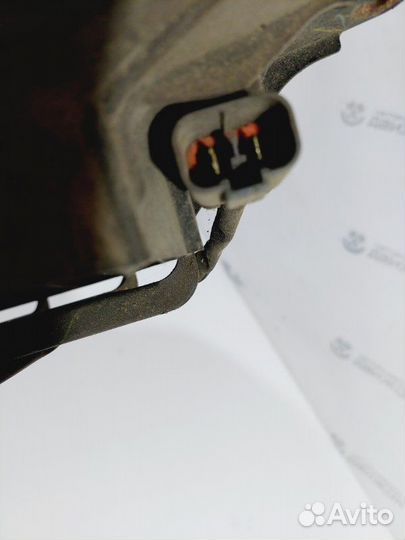 Диффузор с вентилятором Honda Civic 8 (4D) 1.8