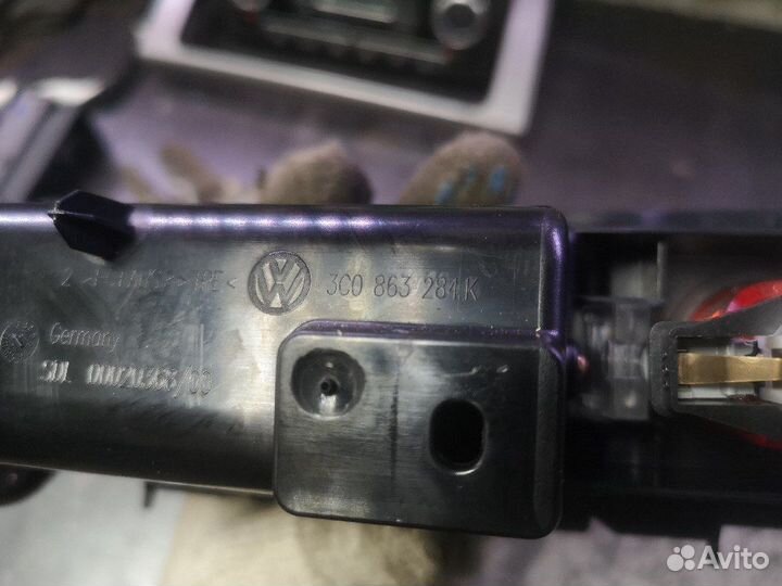 Рамки и пластик центральной консоли VW Passat B7