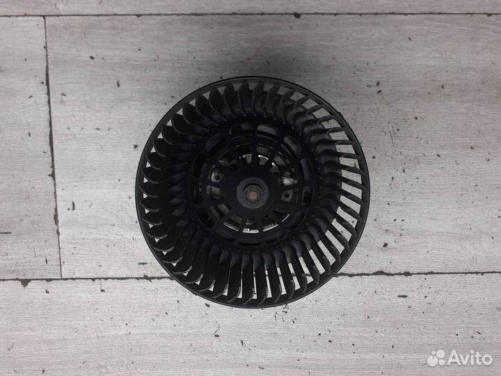 Моторчик печки Ford Focus 2 / 3 / Kuga