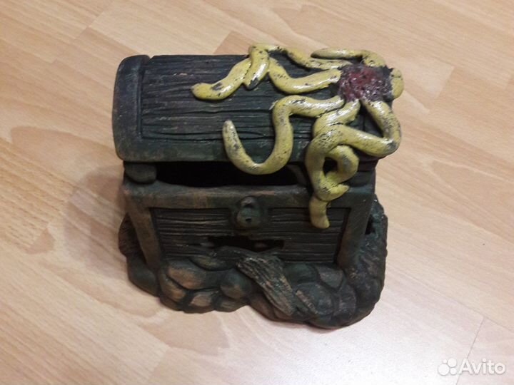 Сундук-грот для аквариума