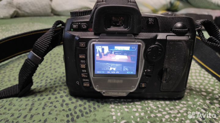 Зеркальный фотоаппарат Nikon D70s KIT